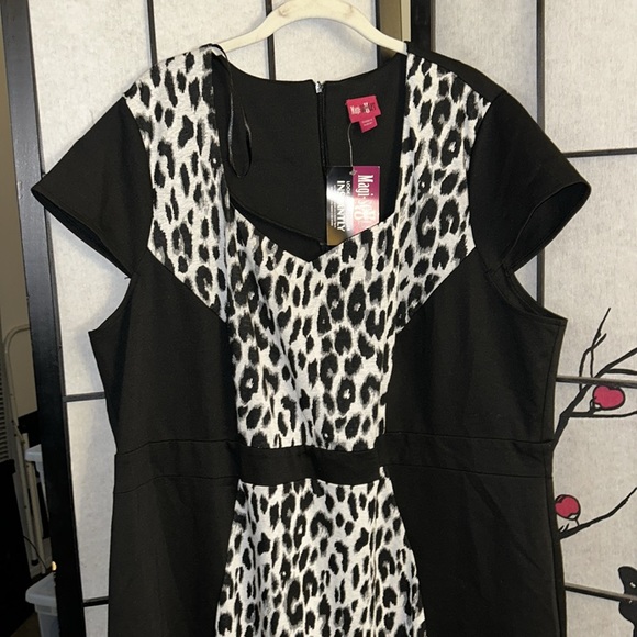 NWT Magi Sculpt slimming dress in plus size 24 - Picture 2 of 11